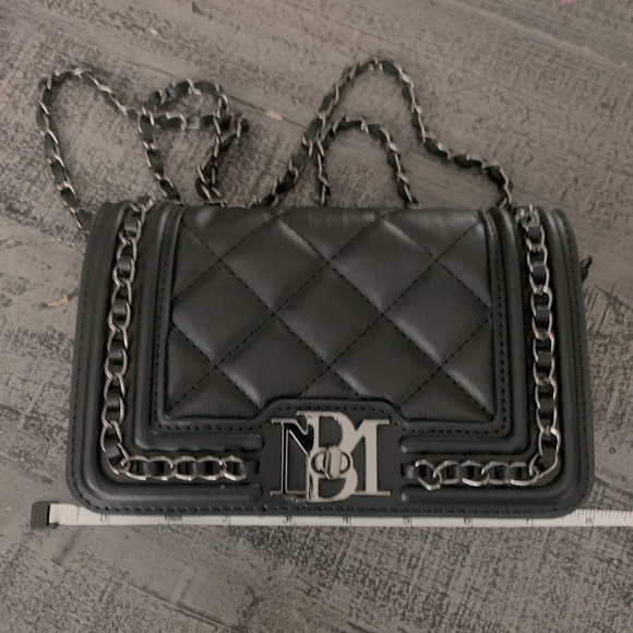 Badgley Mischka, Black Quilted Chain Shoulder Bag, NWOT - Picture 1 of 7